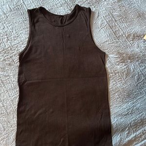 Women’s Zyia black parallel tank